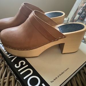 Swedish Hasbeens Husband Sky High Clogs- like new!  Worn twice. Genuine leather.